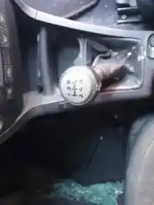 Veicolo di demolizione fiat stilo (192) 192a8000 dell'anno 2006 alimentato 