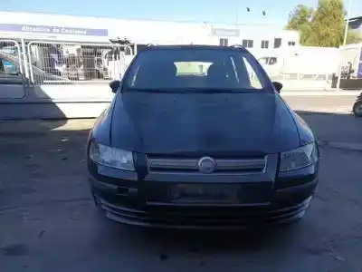 Veicolo di demolizione fiat stilo (192) 192a8000 dell'anno 2006 alimentato 