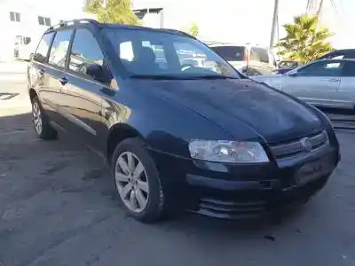 Veicolo di demolizione fiat stilo (192) 192a8000 dell'anno 2006 alimentato 