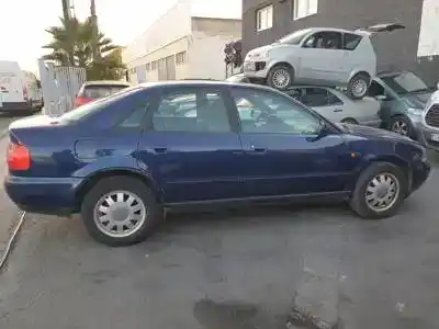 Veicolo di demolizione audi a4 berlina (b5) aeb dell'anno 1995 alimentato 