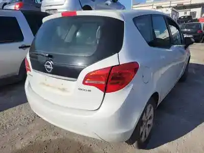 Veicolo di demolizione opel meriva b a13dte dell'anno 2010 alimentato 