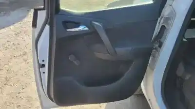 Veicolo di demolizione opel meriva b a13dte dell'anno 2010 alimentato 