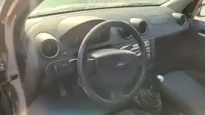 Veículo de Sucata ford fiesta (cbk) g/fxjb do ano 2002 alimentado 