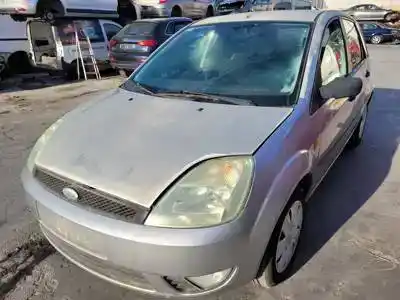 Veículo de Sucata ford fiesta (cbk) g/fxjb do ano 2002 alimentado 