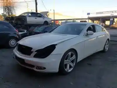 Veicolo di demolizione MERCEDES-BENZ CLASE CLS (W219) 642920 dell'anno 2005 alimentato 