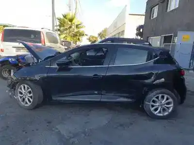 Scrapping Vehicle renault clio iv h4b408 of the year 2016 powered 