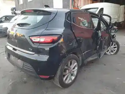 Scrapping Vehicle renault clio iv h4b408 of the year 2016 powered 