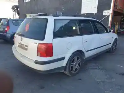 Veículo de Sucata volkswagen passat variant (3b5) afn do ano 1997 alimentado 
