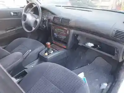 Veículo de Sucata volkswagen passat variant (3b5) afn do ano 1997 alimentado 