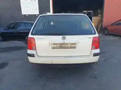 Veículo de Sucata volkswagen passat variant (3b5) afn do ano 1997 alimentado 