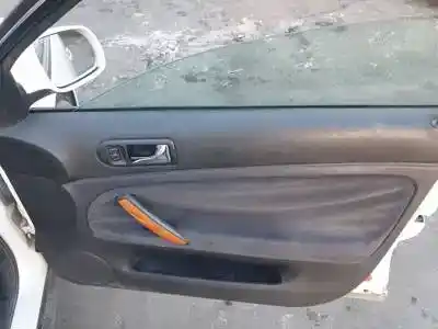 Veículo de Sucata volkswagen passat variant (3b5) afn do ano 1997 alimentado 