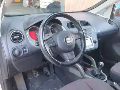 Veículo de Sucata seat toledo (5p2) bjb do ano 2008 alimentado 