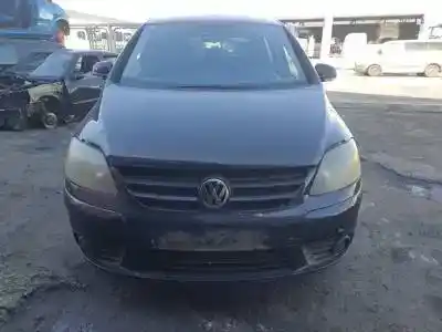 Veículo de Sucata volkswagen golf plus v (5m1) bkc do ano 2005 alimentado 