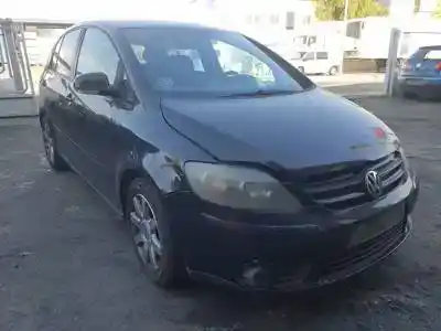 Veículo de Sucata volkswagen golf plus v (5m1) bkc do ano 2005 alimentado 