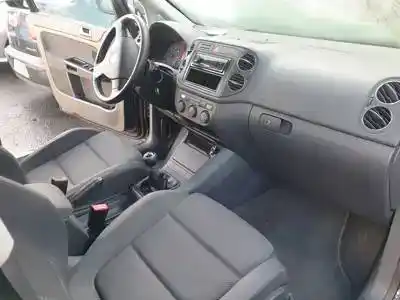 Veículo de Sucata volkswagen golf plus (5m1) bkd do ano 2005 alimentado 