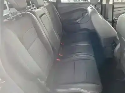 Veicolo di demolizione ford kuga (cbs) t8ma.dw10f dell'anno 2019 alimentato 