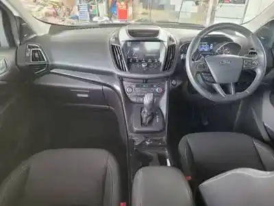 Veicolo di demolizione ford kuga (cbs) t8ma.dw10f dell'anno 2019 alimentato 