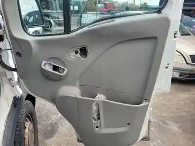 Veicolo di demolizione renault master ii combi g9ua6.g9u650 dell'anno 2006 alimentato 