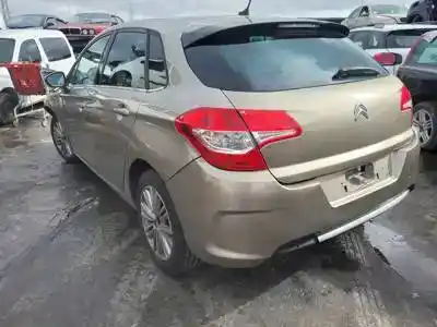 Veículo de Sucata citroen c4 berlina (b7) 9hpdv6dted.9hp.9h06 do ano 2011 alimentado 