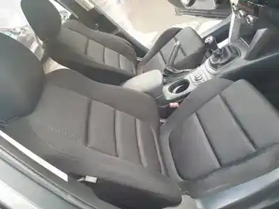 Véhicule à la ferraille mazda cx-5 (ke, gh) 2.0 (keefw) de l'année 2011 alimenté 0