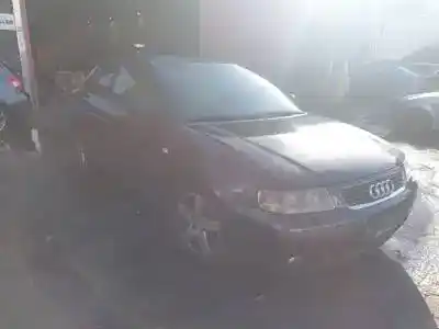 Veículo de Sucata audi a3 (8l) asz do ano 2000 alimentado 