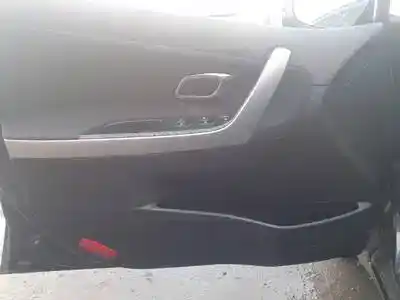 Veicolo di demolizione kia cee´d (jd) d4fc dell'anno 2012 alimentato 