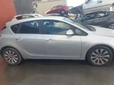 Verschrottungsfahrzeug opel astra j lim. a16xer des jahres 2009 angetrieben 