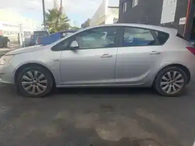 Verschrottungsfahrzeug opel astra j lim. a16xer des jahres 2009 angetrieben 