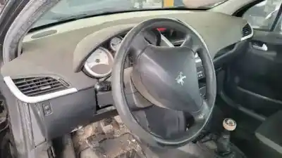 Veículo de Sucata peugeot 207 9hxdv6ated4.9hv.9h01.9hx do ano 2007 alimentado 