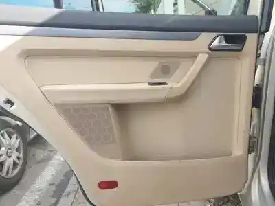 Veicolo di demolizione volkswagen touran (1t3) cfhc dell'anno 2010 alimentato 