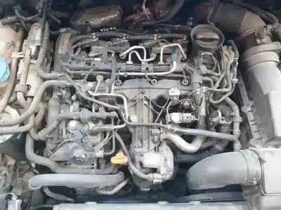 Veicolo di demolizione volkswagen touran (1t3) cfhc dell'anno 2010 alimentato 