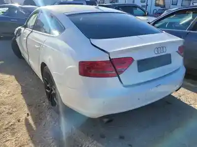 Veicolo di demolizione audi a5 sportback (f5a) cdnb dell'anno 2008 alimentato 