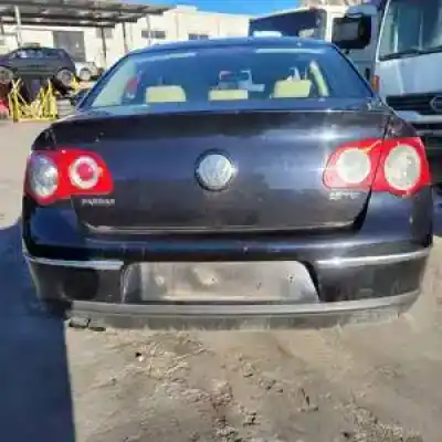 Veicolo di demolizione volkswagen passat berlina (3c2) d-bkp dell'anno 2005 alimentato 