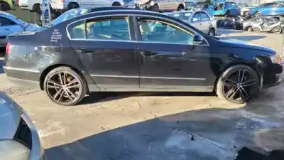 Veicolo di demolizione volkswagen passat berlina (3c2) d-bkp dell'anno 2005 alimentato 