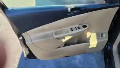 Veicolo di demolizione volkswagen passat berlina (3c2) d-bkp dell'anno 2005 alimentato 