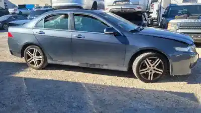 Veicolo di demolizione honda accord berlina (cl/cn) n22a1 dell'anno 2003 alimentato 