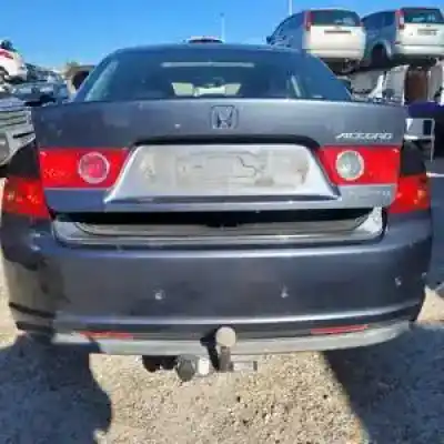 Veicolo di demolizione honda accord berlina (cl/cn) n22a1 dell'anno 2003 alimentato 