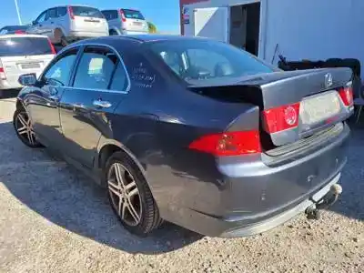 Veicolo di demolizione honda accord berlina (cl/cn) n22a1 dell'anno 2003 alimentato 