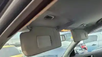 Veicolo di demolizione volkswagen passat berlina (3b3) avf.awx.avb dell'anno 2003 alimentato 