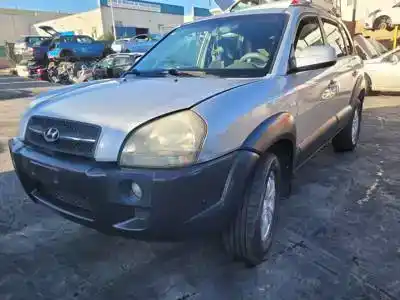 Sloopvoertuig HYUNDAI TUCSON (JM)  van het jaar 2004 aangedreven 