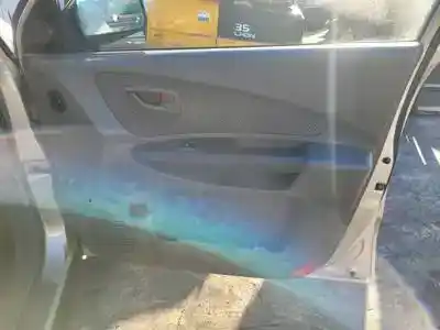 Véhicule à la ferraille hyundai tucson (jm) g4gc de l'année 2004 alimenté 