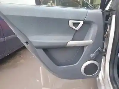 Véhicule à la ferraille smart forfour (w454) om639939.639939 de l'année 2004 alimenté 