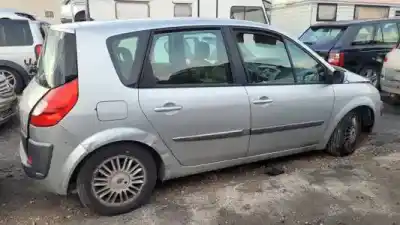 Sloopvoertuig renault scenic ii (x84,jm) k9k732.k9kp7 van het jaar 2006 aangedreven 