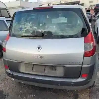 Sloopvoertuig renault scenic ii (x84,jm) k9k732.k9kp7 van het jaar 2006 aangedreven 