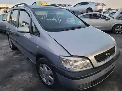 Sloopvoertuig opel zafira a x18xe1 van het jaar 2000 aangedreven 