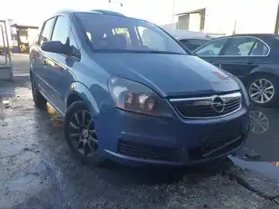 Sloopvoertuig OPEL ZAFIRA B  van het jaar 2006 aangedreven 