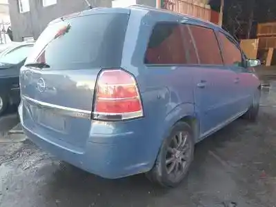 Sloopvoertuig opel zafira b d-z19dt van het jaar 2006 aangedreven 