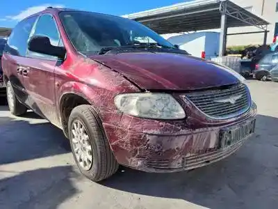 Sloopvoertuig CHRYSLER VOYAGER (RG)  van het jaar 2004 aangedreven 