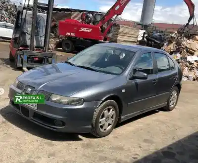 Здавання транспортного засобу seat leon (1m1) 1.9 tdi року 2002 потужний asv