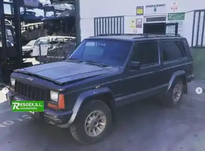Vehicul casat jeep cherokee (xj) 2.1 td básico al anului 1993 alimentat j8s814